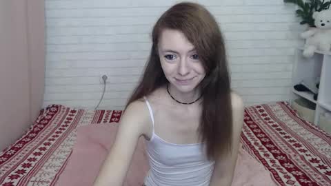 Lina Rouge online show from November 9, 2025, 10:35 am