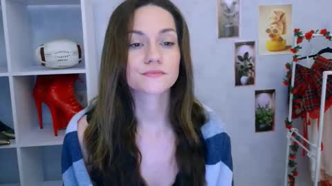 Lina online show from January 15, 2026, 7:02 am