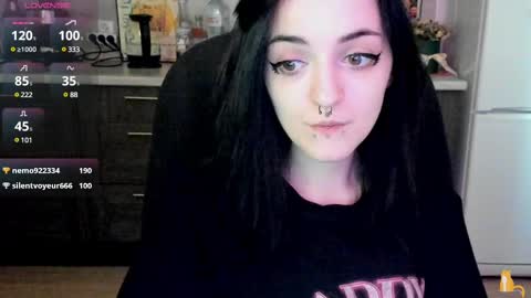 Snapshot of lina_tyaan chatting on February 25, 2025, 10:47 am Lina 3 1715622743 online show from February 25, 2025, 10:47 am