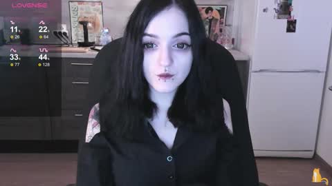 Snapshot of lina_tyaan chatting on November 25, 2025, 7:52 am Lina 3 1715622743 online show from November 25, 2025, 7:52 am