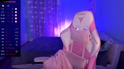 Lina online show from February 12, 2026, 2:28 am