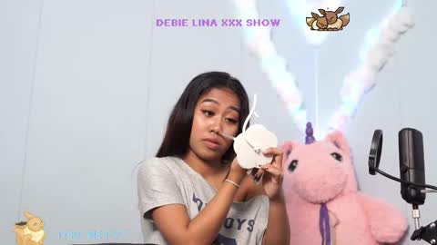 LinaDebie online show from September 25, 2025, 10:46 pm