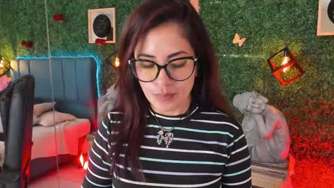 Lina  online show from March 9, 2026, 12:53 pm