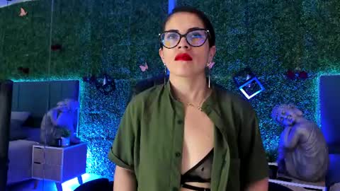 Lina  online show from July 18, 2026, 11:36 am