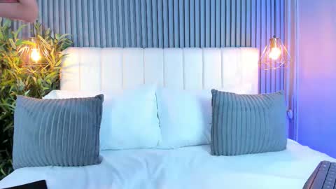 Snapshot of linaglam chatting on December 3, 2025, 5:33 pm LinaGlam online show from December 3, 2025, 5:33 pm