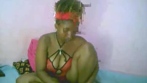 Snapshot of linah1123 chatting on October 1, 2025, 8:20 am linah1123 online show from October 1, 2025, 8:20 am