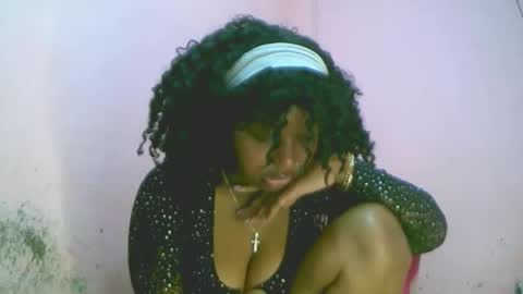 Snapshot of linah1123 chatting on October 7, 2025, 5:59 am linah1123 online show from October 7, 2025, 5:59 am