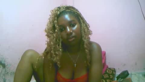 Snapshot of linah1123 chatting on November 26, 2025, 9:38 pm linah1123 online show from November 26, 2025, 9:38 pm