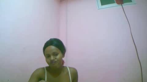 Snapshot of linah1123 chatting on November 28, 2025, 8:17 am linah1123 online show from November 28, 2025, 8:17 am