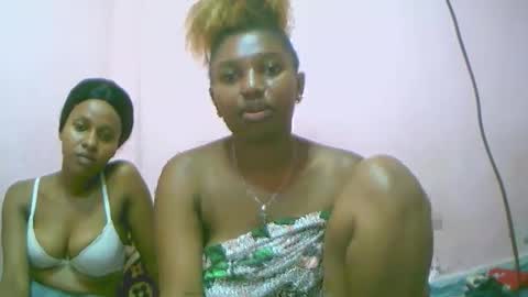 Snapshot of linah1123 chatting on November 29, 2025, 5:16 pm linah1123 online show from November 29, 2025, 5:16 pm