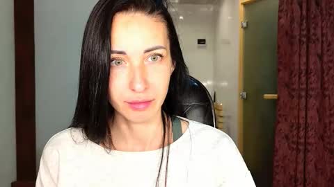 Snapshot of linalivee chatting on November 22, 2025, 7:46 pm LinaLivee online show from November 22, 2025, 7:46 pm