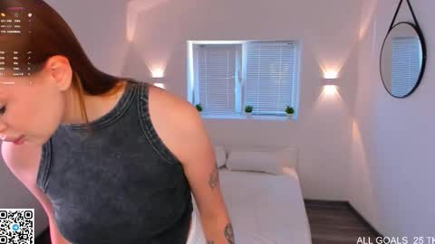 lina online show from November 22, 2025, 3:16 am