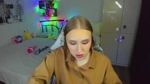 Lina online show from May 29, 2026, 9:24 pm