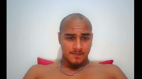 lincelince2003 online show from February 17, 2026, 12:40 am