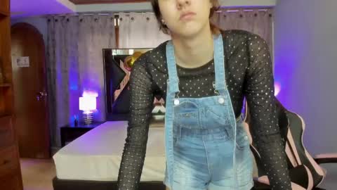  Linda  online show from June 8, 2026, 6:08 pm