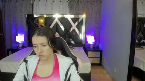  Linda  online show from June 21, 2026, 1:24 pm
