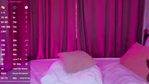 Linda  GMT2 Mon Tu Fri Sa Su  0300am-1000 am online show from December 8, 2024, 3:43 am