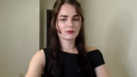 Linda online show from September 22, 2025, 6:43 pm