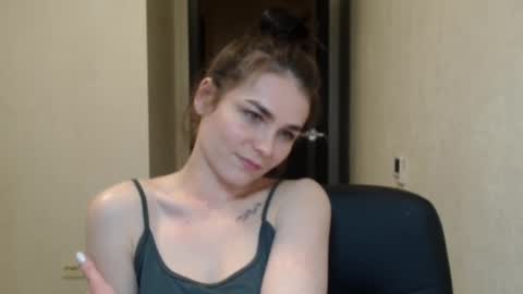 Linda online show from February 19, 2026, 9:11 pm