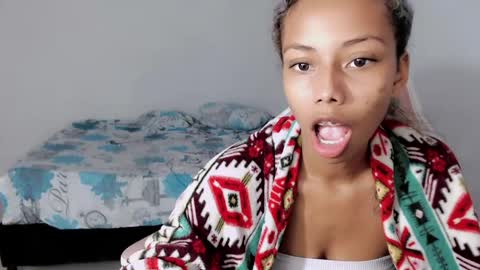 linda brown  online show from April 17, 2026, 11:13 am