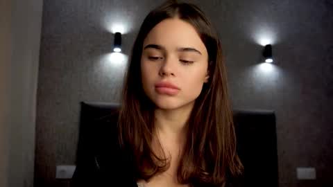 Snapshot of linda_clarsss chatting on October 27, 2025, 1:26 pm Linda online show from October 27, 2025, 1:26 pm