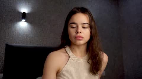 Snapshot of linda_clarsss chatting on October 29, 2025, 1:13 pm Linda online show from October 29, 2025, 1:13 pm