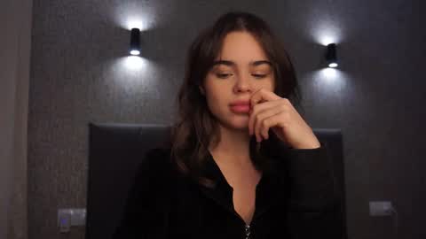 Snapshot of linda_clarsss chatting on December 20, 2025, 1:18 pm Linda online show from December 20, 2025, 1:18 pm