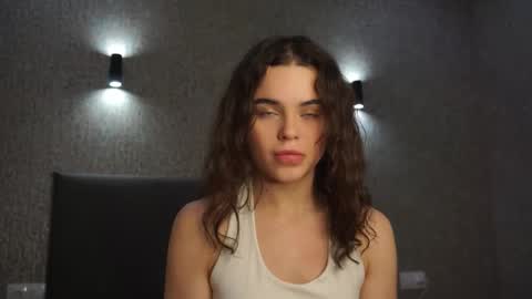 Snapshot of linda_clarsss chatting on January 14, 2026, 1:17 pm Linda online show from January 14, 2026, 1:17 pm