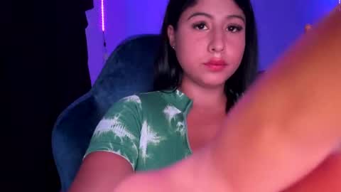 Snapshot of linda_sanchez chatting on February 25, 2025, 3:09 am linda online show from February 25, 2025, 3:09 am