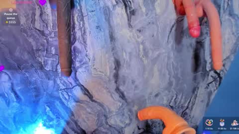 linda_sofi__ online show from March 18, 2026, 8:34 pm