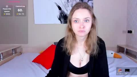 Snapshot of lindaeva chatting on October 14, 2025, 6:25 am Linda online show from October 14, 2025, 6:25 am