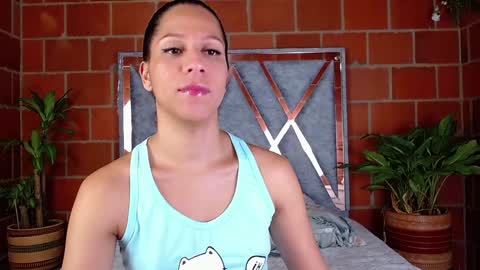Snapshot of lindagoldsex chatting on December 3, 2024, 3:52 am Shelly online show from December 3, 2024, 3:52 am