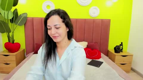 Snapshot of lindainsatiable chatting on May 17, 2026, 1:25 am Linda online show from May 17, 2026, 1:25 am