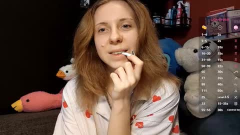 Snapshot of lindatavares chatting on February 9, 2026, 7:12 am Alisa online show from February 9, 2026, 7:12 am