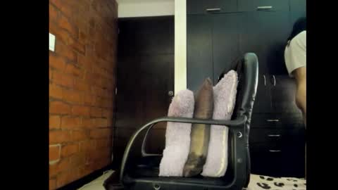 Cami online show from December 5, 2025, 12:03 pm