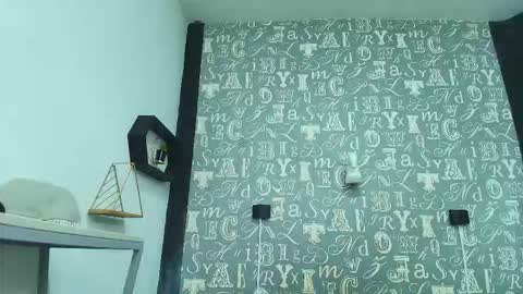  Lindsey  online show from December 22, 2025, 12:46 pm