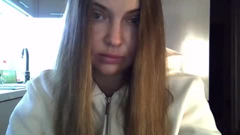 Snapshot of lindsisecret chatting on October 15, 2025, 6:30 pm Anna online show from October 15, 2025, 6:30 pm