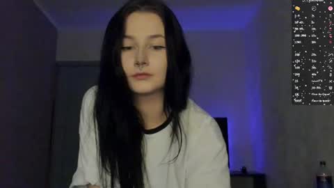 Lina online show from June 17, 2026, 9:01 am