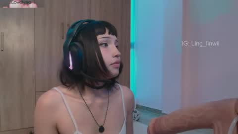 Snapshot of ling_meow chatting on May 9, 2026, 2:22 pm Ling online show from May 9, 2026, 2:22 pm