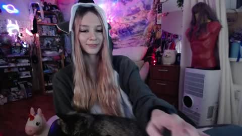 Lin online show from September 29, 2025, 8:46 pm