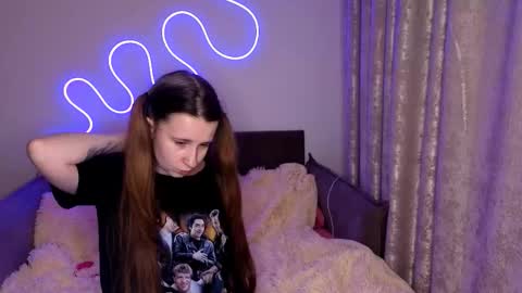 linnsweety online show from November 17, 2025, 9:20 pm