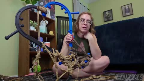 Snapshot of linzy19 chatting on December 15, 2024, 5:23 am Linzy19 online show from December 15, 2024, 5:23 am