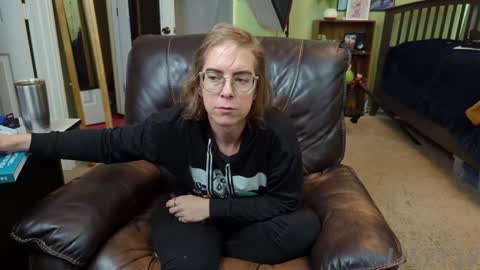 Snapshot of linzy19 chatting on January 7, 2025, 8:52 pm Linzy19 online show from January 7, 2025, 8:52 pm