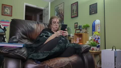 Snapshot of linzy19 chatting on January 18, 2025, 2:14 am Linzy19 online show from January 18, 2025, 2:14 am