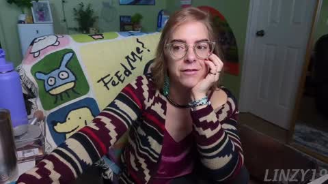 Snapshot of linzy19 chatting on February 2, 2025, 2:45 pm Linzy19 online show from February 2, 2025, 2:45 pm