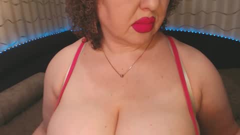 LIpsAddiction online show from January 5, 2025, 2:19 pm