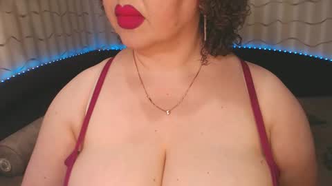 LIpsAddiction online show from February 16, 2025, 2:10 pm