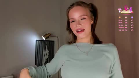 Lina online show from September 9, 2025, 1:16 am