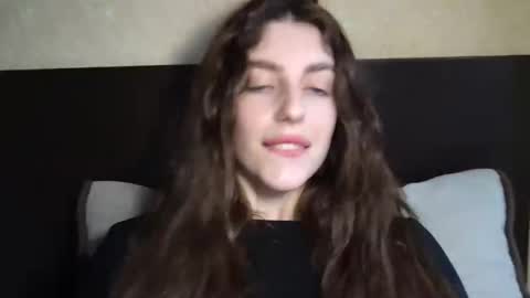 lipsylolly online show from February 25, 2026, 8:57 am