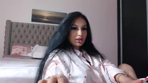 Lisa online show from April 13, 2026, 8:14 pm